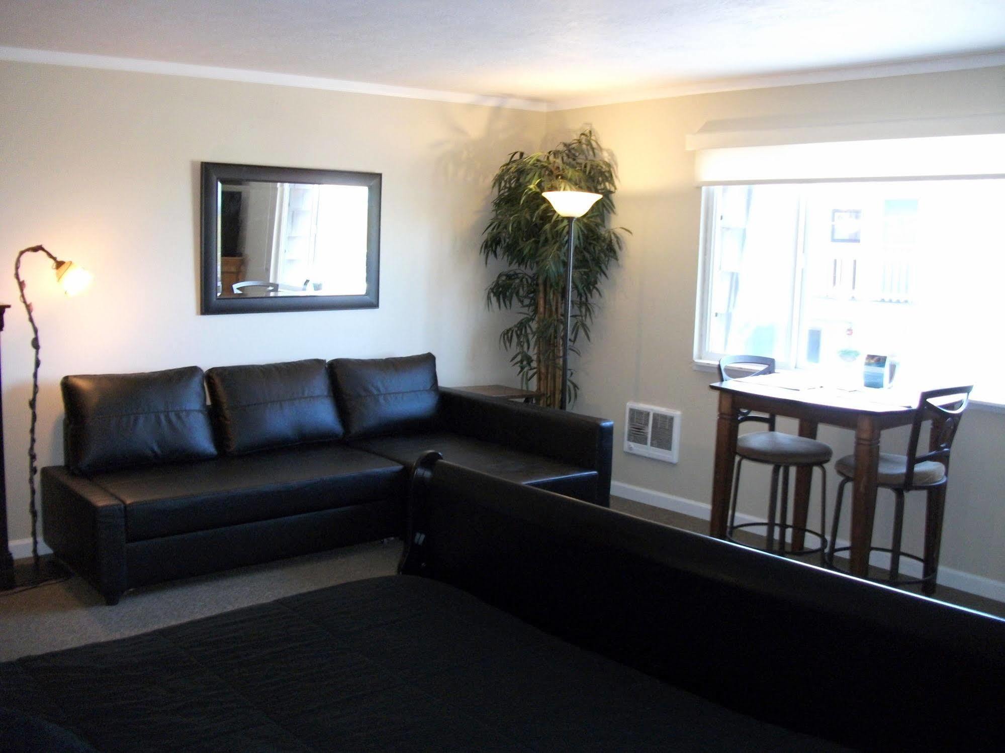 The Tradewinds Condo/Hotel 시사이드 외부 사진